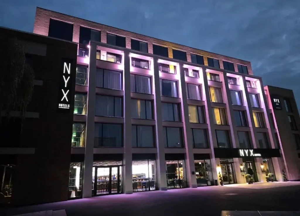 Night view of NYX Hotel Dublin Portobello
