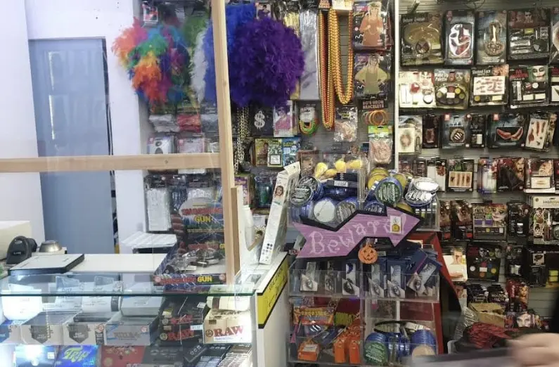 The Silly Shops insides picture