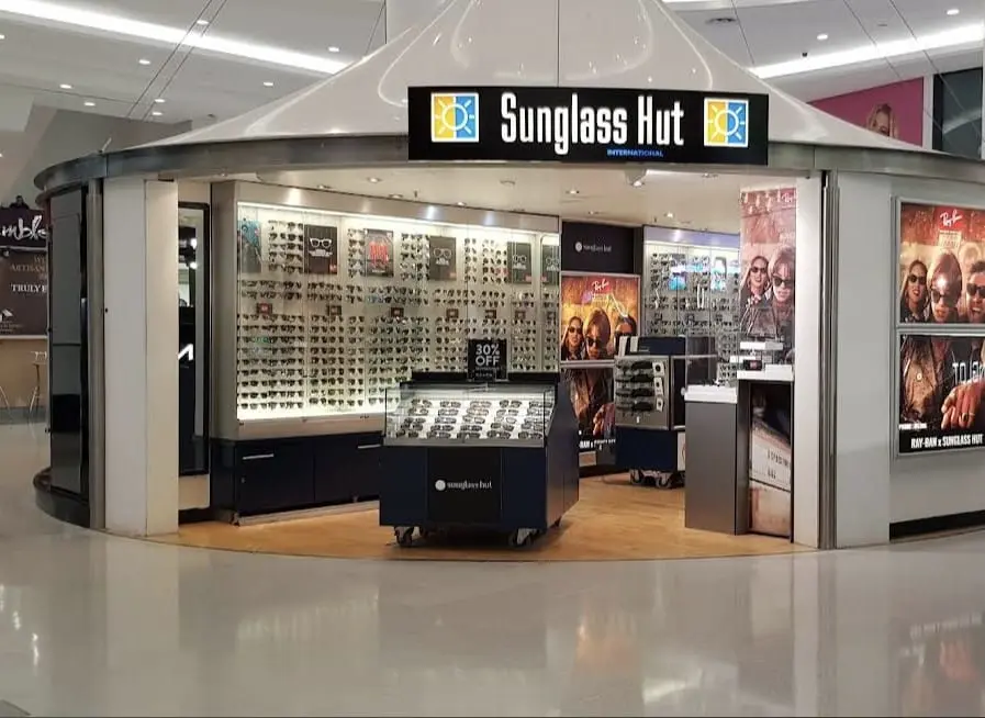 Sunglass Hut, Shop in Dublin Airport Terminal 1