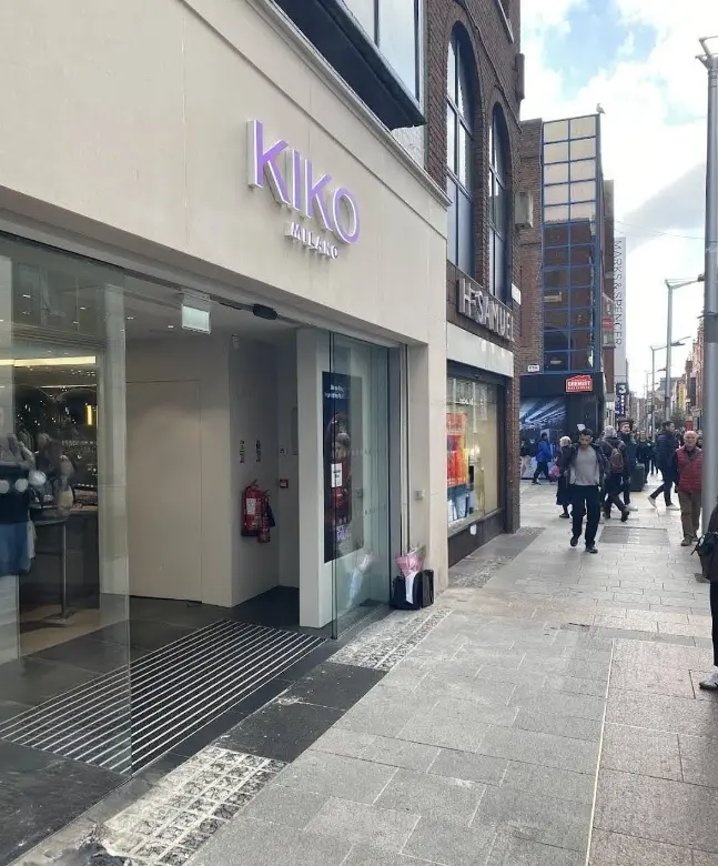 Henry Street branch of Kiko Milano