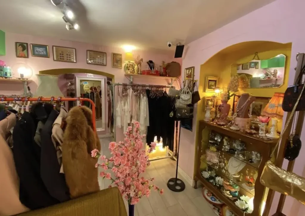 Om Diva, 27 Drury Street