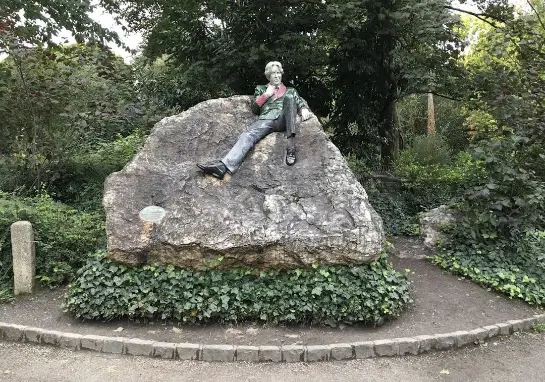 The Oscar Wilde Memorial