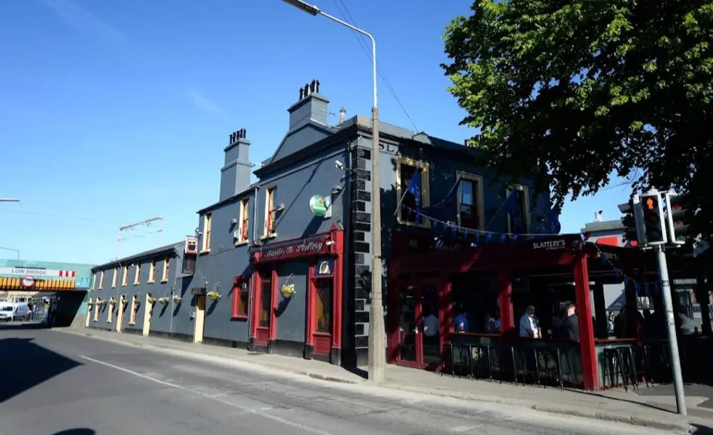 Slattery's D4, Grand Canal Street Upper