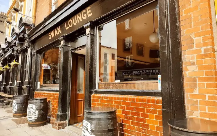 The Swan Bar, York Street